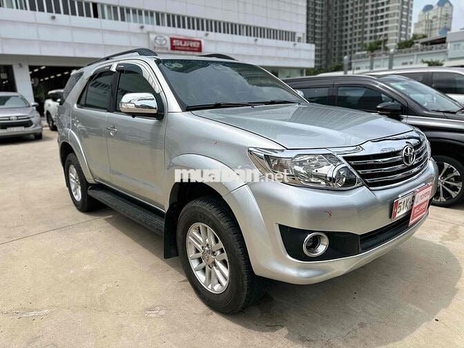 Toyota Fortuner 2014 2.7V Xăng 7c tự động BH 1 năm