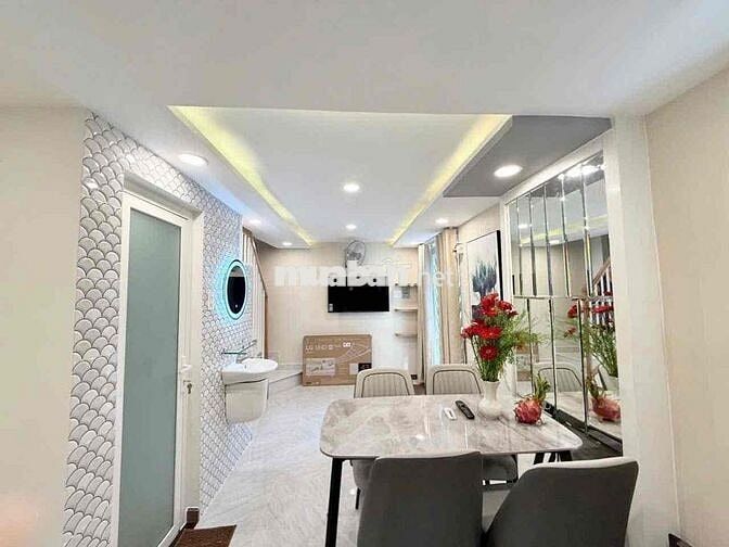 Bán nhà Nguyễn Xí Bình Thạnh 1 trệt 1 lầu ngang 6 dài 5 giá 2 tỷ 530