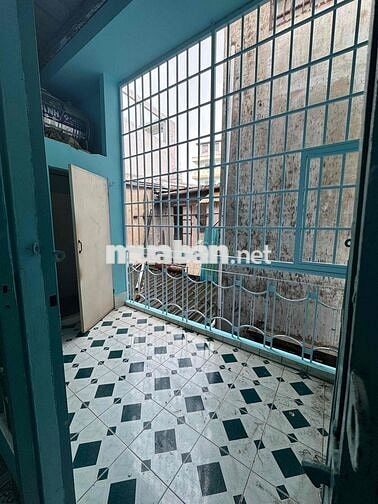 nhà nguyên căn 4x20 ngay sát bên chợ đường tám danh Q8