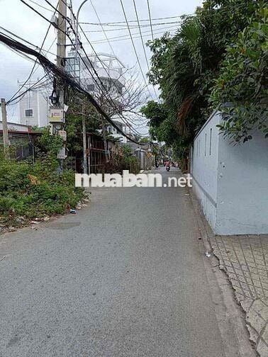Bán nhà mới 1 trệt 2 lầu hẻm xe hơi Hiệp Bình Chánh