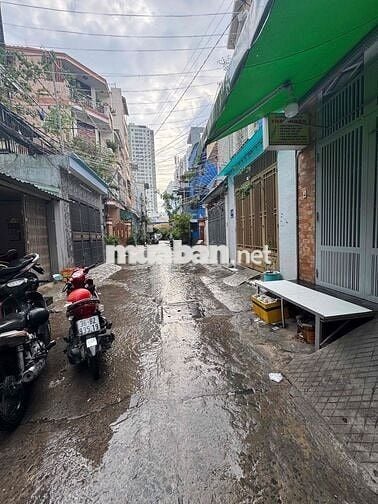 nhà nguyên căn 4x20 ngay sát bên chợ đường tám danh Q8