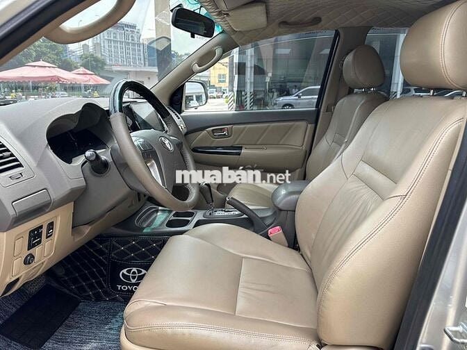 Toyota Fortuner 2014 2.7V Xăng 7c tự động BH 1 năm