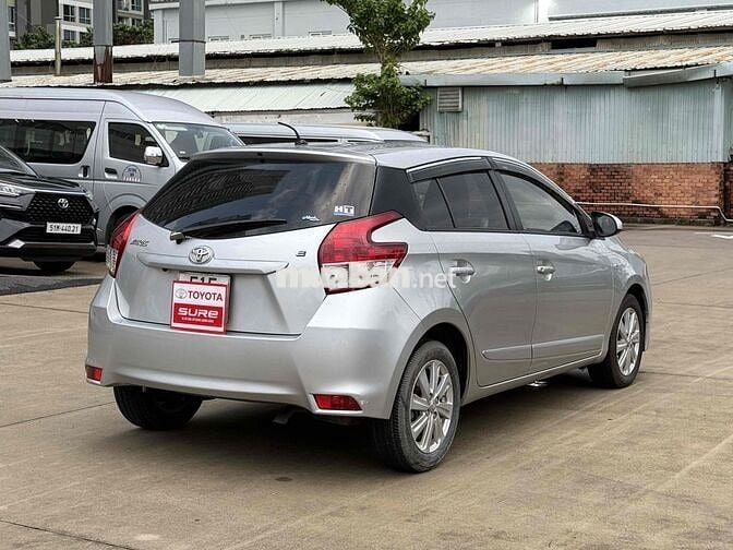 Toyota Yaris 2015 E CVT - Số Tự Động - Chỉ 306Tr