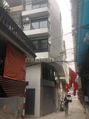 Cho thuê nhà mặt ngõ 327 Vũ Tông Phan: 45m2, 6 tầng, 18tr