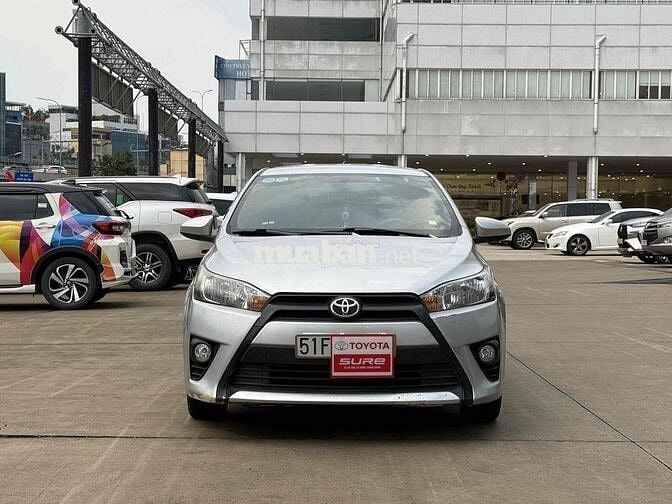 Toyota Yaris 2015 E CVT - Số Tự Động - Chỉ 306Tr