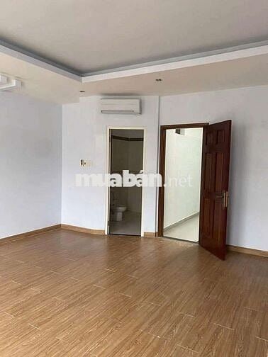 Cần cho thuě nhà P TT N .Q12 .Dt 5x20 1 trệt hầm 3 Lầu 6PN 6WS  xe tải