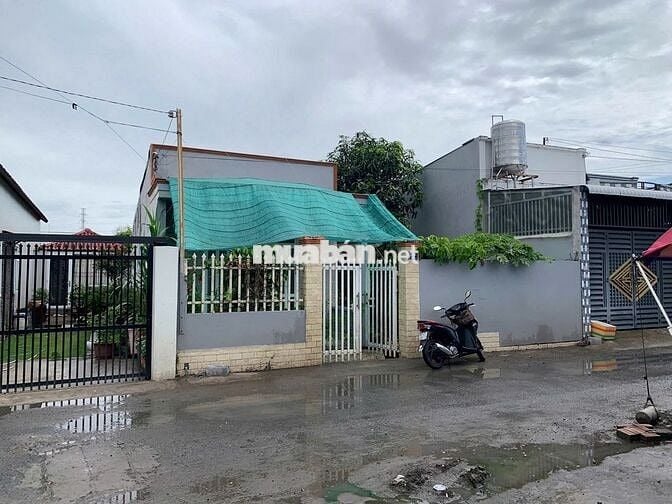 Bán đất thổ cư có nhà cấp 4 khu
