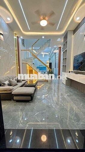 BÁN NHÀ MỚI KENG FULL NỘI THẤT xã BÀ ĐIỂM  GẦN NGA BA TRẦN VĂN MƯỜI