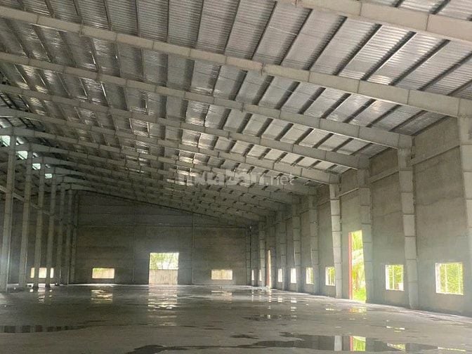 Cho thuê kho xưởng 2.250m2 ngoài KCN Bến Lức, Long An (cũ) ,cont 24/24
