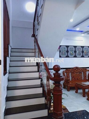 Nhà dt99m2 đúc thật 3 lầu ST HXT 6m Phan Huy ích, P15, Q. Tân Bình
