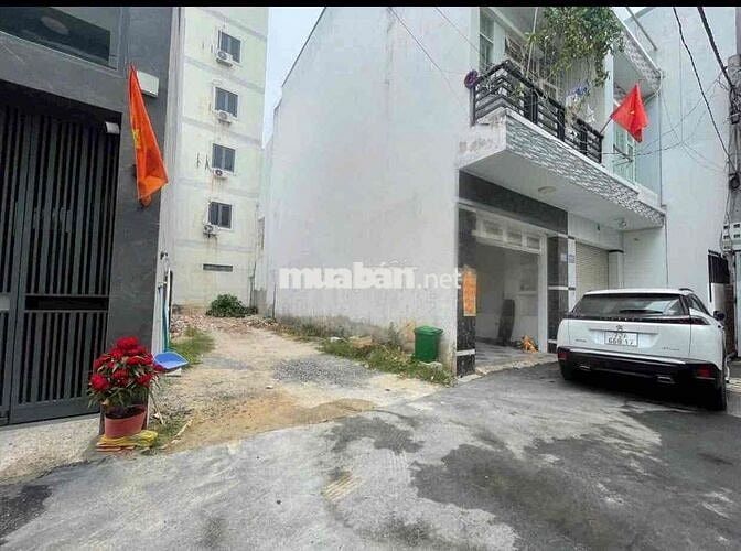 BÁN ĐẤT GẦN BIỂN BÃI SAU THUỲ VÂN TP.VT.  HẺM XE HƠI. ĐI BỘ RA BIỂN