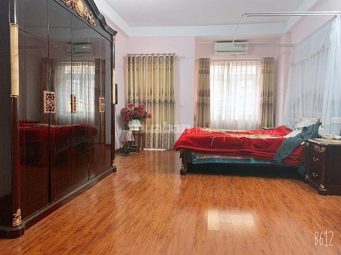 NGUYỄN ĐÌNH CHIỂU- NHÀ HIẾM- NGÕ THÔNG- Ở NGAY.