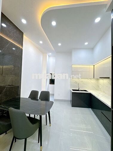 NẮM CHÍNH CHỦ BÁN NHÀ 2 TẦNG FULL NỘI THẤT HẺM 6 NGUYỄN TRÃI