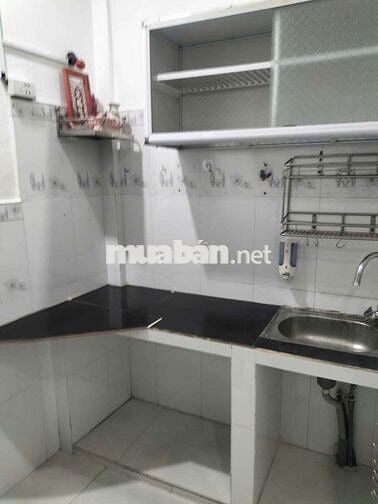 Cho thuê nhà nguyên căn hẻm đường số Tân Kiểng có máy lạnh tủ lạnh