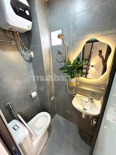 Chính chủ bán nhà phố Trung Phụng - DD giá 3,88 Tỷ, 18m x5T. Lô góc