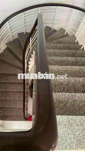 NHÀ LẦU GÓC 2 MT khu NGỌC VÂN thoáng mát
