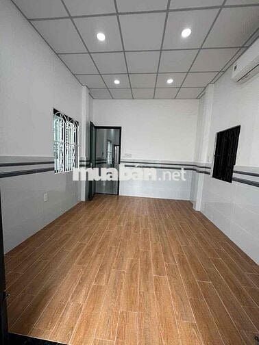 nhà chính chủ . khu víp Phường 5 Quận 8 . hẻm 1225/ . DT 3m40x9 .1 lầu