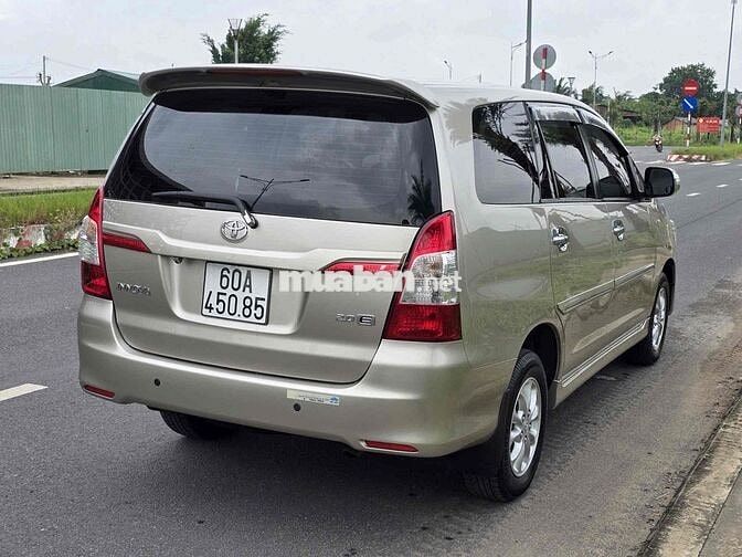 Toyota Innova 2015 E - 63125 km