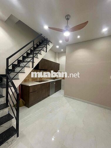 Bán nhà 3 tầng 3 tỷ chẵn Phạm Thế Hiển
