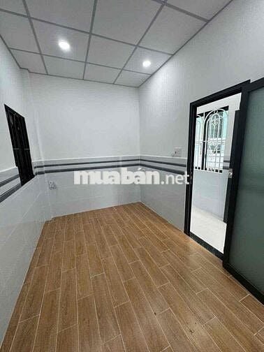 nhà chính chủ . khu víp Phường 5 Quận 8 . hẻm 1225/ . DT 3m40x9 .1 lầu