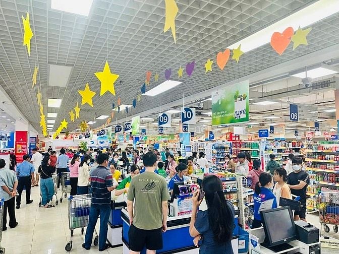 Siêu Thị Tuyển Gấp Việc Làm Lao Động Ưu Tiên Trung Tuổi Đi Làm Ngay 