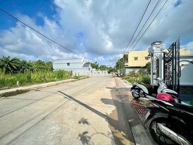 Bán nhà đẹp mới xây tái định cư Phú Nhuận TPBT