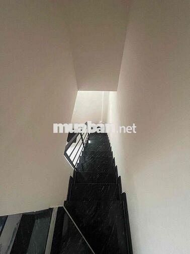Bán nhà 3 tầng 3 tỷ chẵn Phạm Thế Hiển