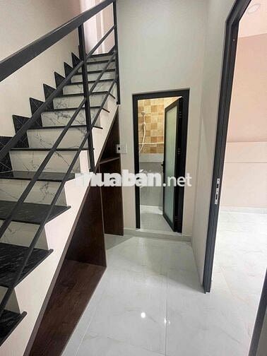 Bán nhà 3 tầng 3 tỷ chẵn Phạm Thế Hiển