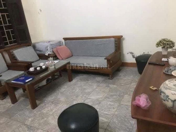 Cho hộ gia đình thuê để sinh sống làm việc