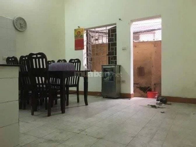 Cho hộ gia đình thuê để sinh sống làm việc