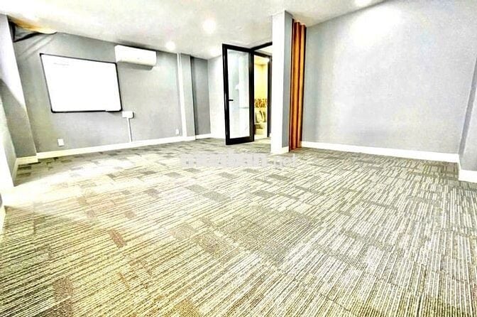 CHO THUÊ GẤP NHÀ MT - 78D Đào Duy Anh, P.9, Q.PN - 4x20m - 5PN