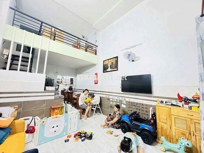 NHÀ SÁT TÔ KÝ TCH Q.12– 4MX15M – HẺM XE HƠI– NGAY UBND TCH– SÁT GÒ VẤP