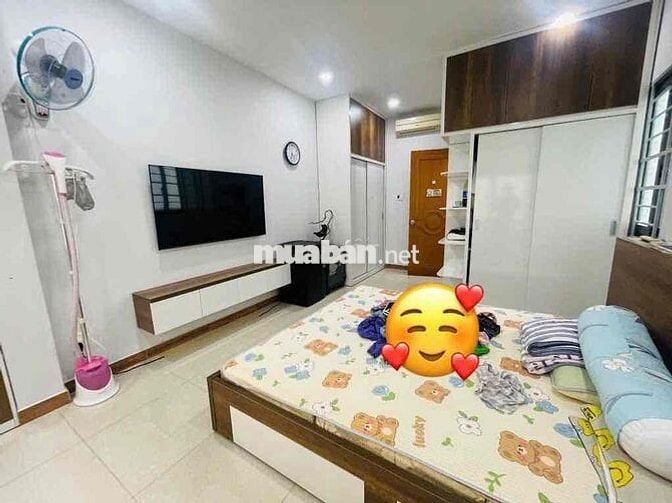 BÁN NHÀ MẶT TIỀN NGUYỄN TRỌNG TUYỂN - TRUNG TÂM PHÚ NHUẬN
