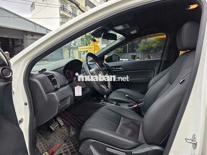 Honda City 2024 RS Trắng- 9500 km full đồ chơi!!
