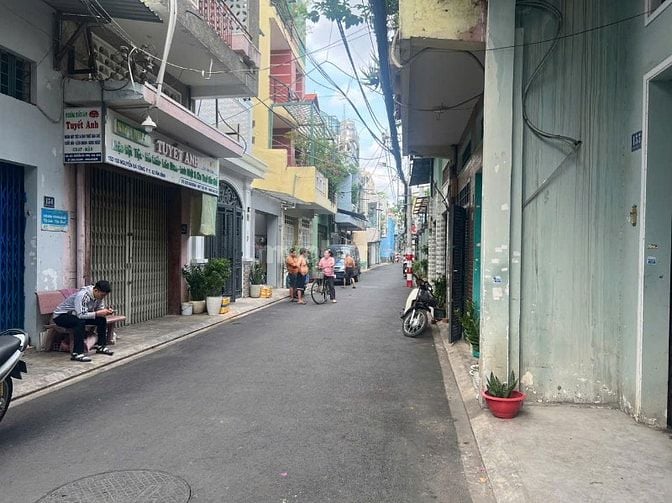 MT Nguyễn Bá Tòng Quận Tân Bình, CN 60m2, 3 Tầng, Giá 10.5 tỷ TL