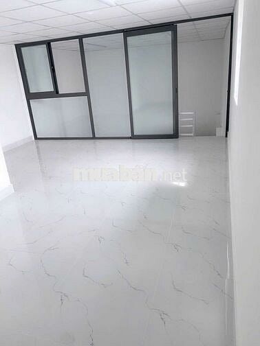 Cho thuê nhà mới. Gần đường 2 p.trường thọ. Chỉ 7tr có máy lạnh