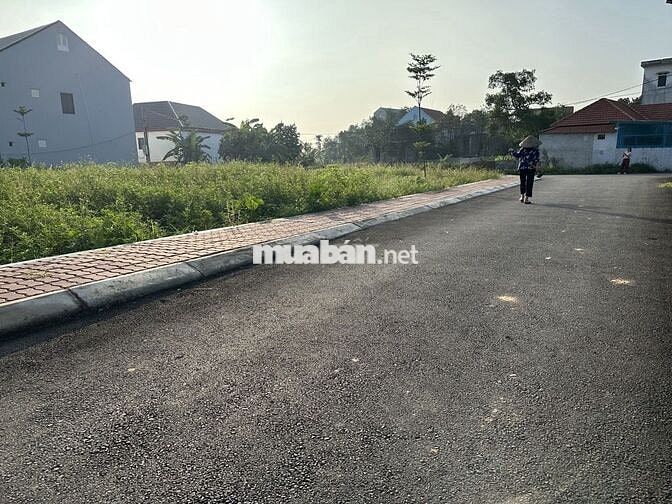Bán đất Minh Trí - 105m2 - Phân lô ô tô tránh - Đầu tư cực tiềm năng