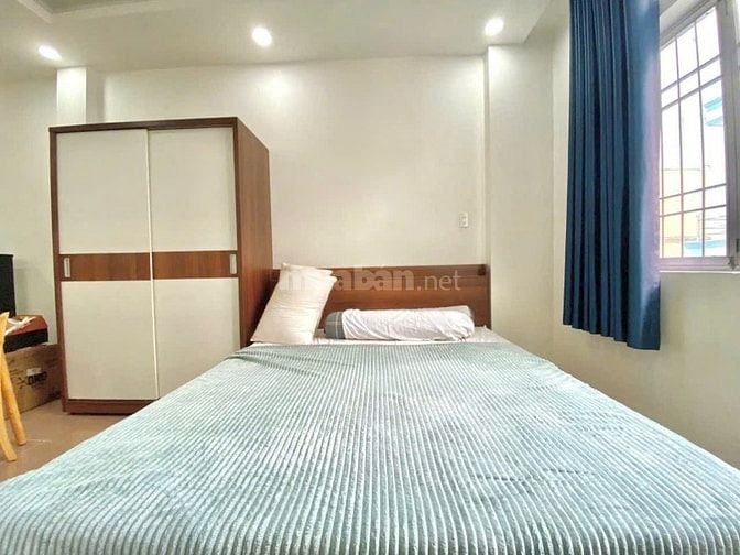 CHDV sát ĐH Ngoại Thương, 5 x 10m, 5 Tấm, 10P Full nội thất Giá TỐT
