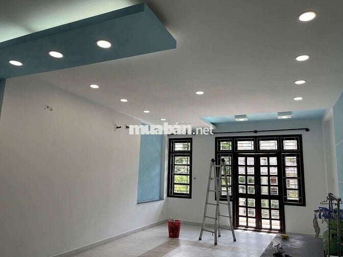 Cần cho thuê nhà P TTN .Q12 .DT 5x20 .1 trêt 3 lầu 5PN .4WS .  xe tải
