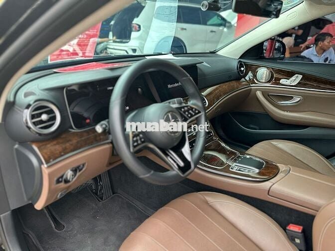 Mercedes Benz E Class 2023 E200 Exclusive