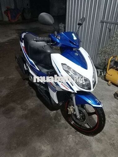 Cần bán xe máy êm dàn áo còn liền đẹp như hình