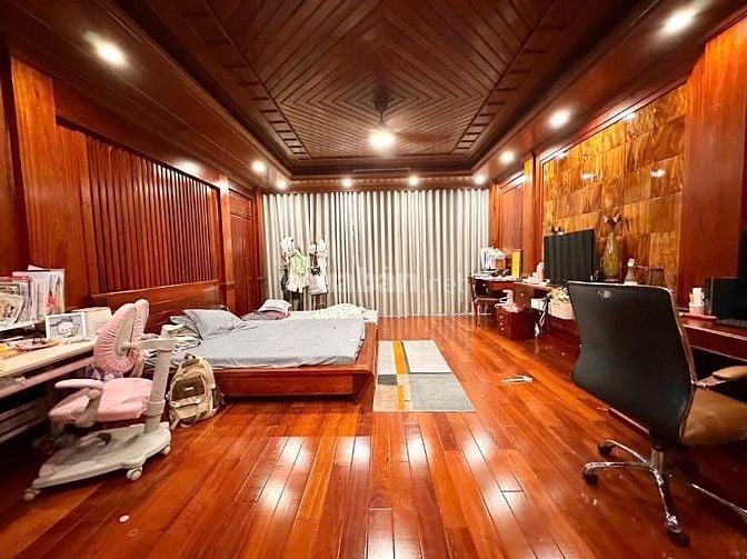 Bán tòa nhà mặt phố Giáp Nhất, Thanh Xuân, Dt 75m2, 9t, mt 5.5m.
