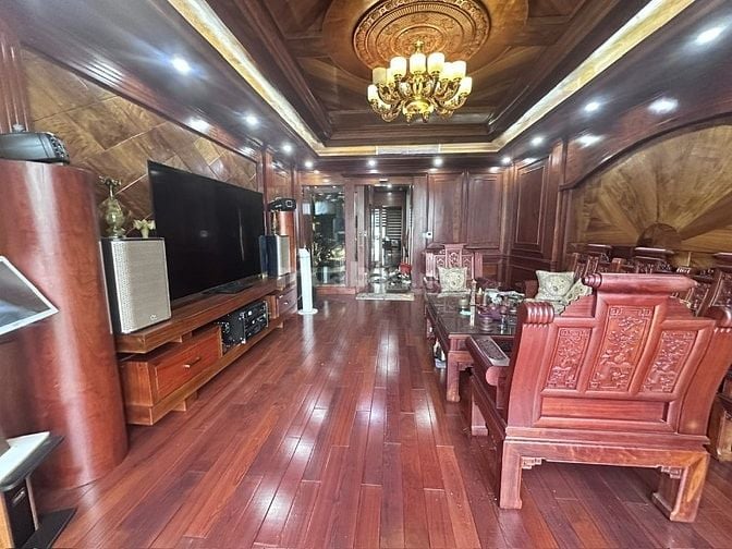 Bán tòa nhà mặt phố Giáp Nhất, Thanh Xuân, Dt 75m2, 9t, mt 5.5m.