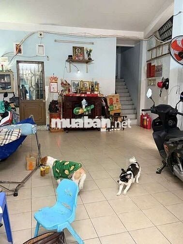 Nhà cách hxh chỉ 10m, 3 tầng, 9PN, nở hậu 6m, DTSD 180m2