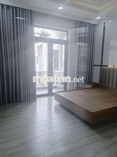Bán Nhà 5 tầng Ngay Phường Linh Đông