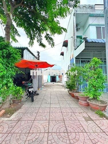ĐẤT LỚN - ĐƯỜNG TRẦN QUANG DIỆU