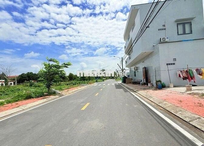Chủ ngộp bán gấp lô đất 100m² đường Nguyên Hữu Trí, chỉ 1,6ty