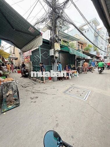 Nhà cấp 4 lê lai _ khu bàu cát giá 5ty6 tl (DT 49m2)