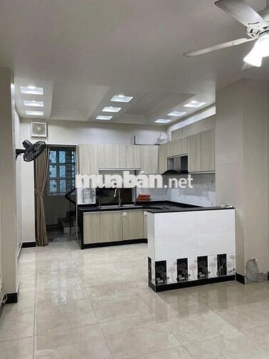 NGUYÊN CĂN MT - 33C Nguyễn Trọng Tuyển, P.15, Q.PN - 4.5x20m - 6PN