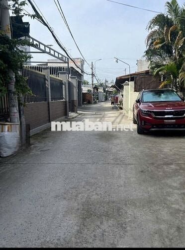 Đất full thổ cư 60m2 ngay chợ Hóc Môn giá mềm 2tỷ2 Sổ hồng riêng
